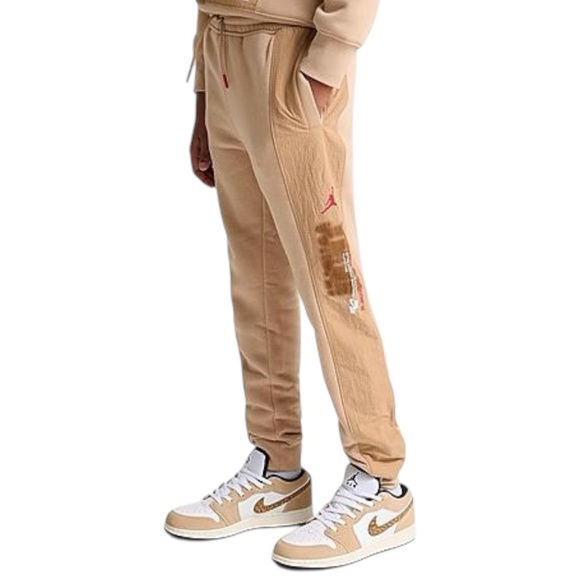 NIKE NWT Boys Size L Beige Tan Jordan Nothing But Nylon Sweatpants Joggers - Picture 1 of 7